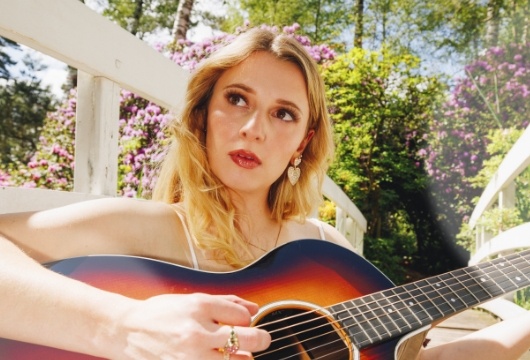 Adelboden Live-Acts-Julia Leon